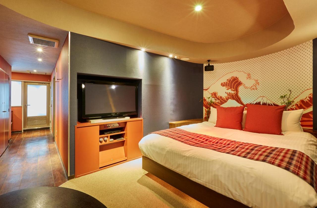 (adults Only) 3*